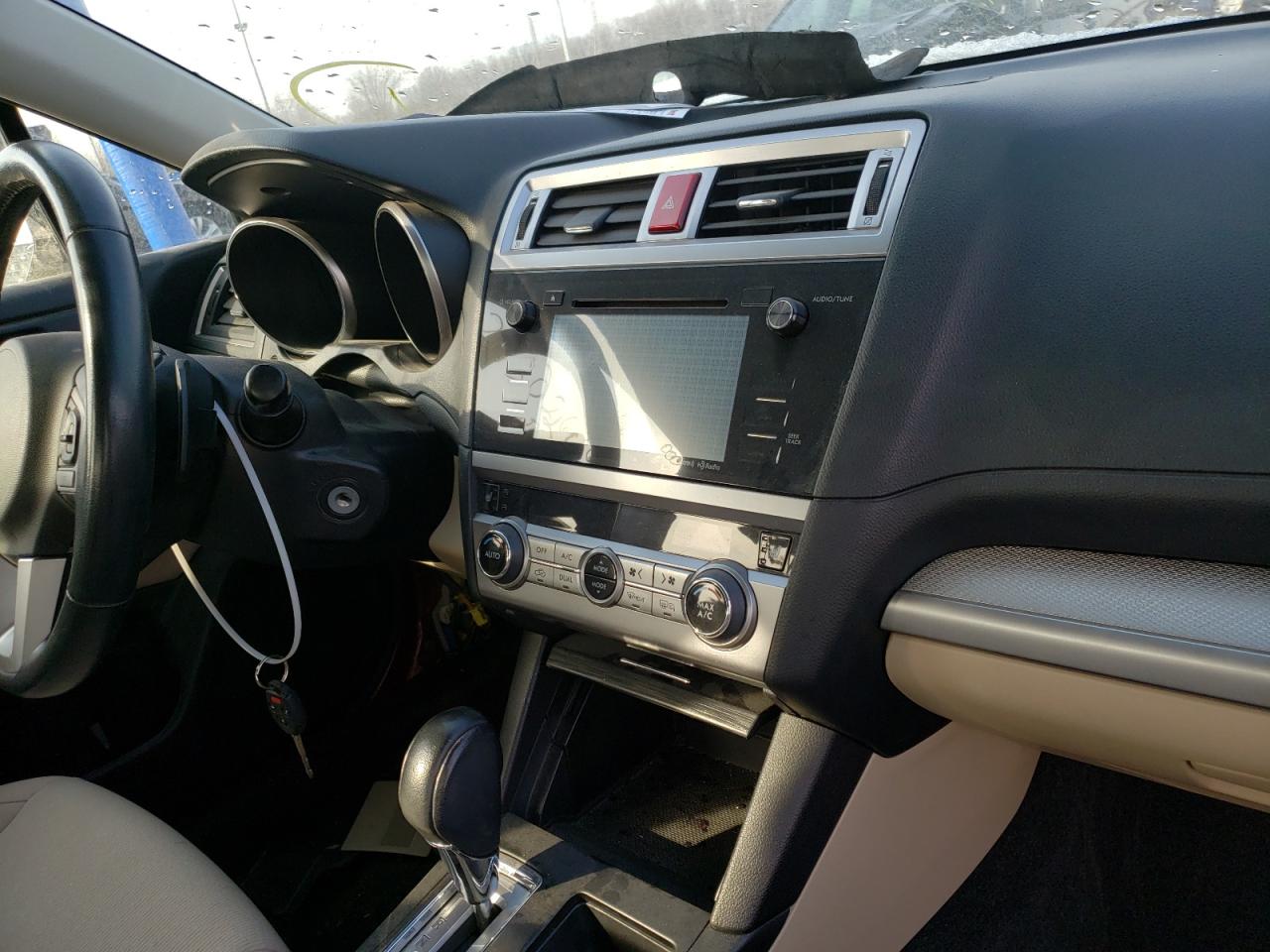 Photo 9 from auction – 2015 SUBARU LEGACY 2.5 with VIN 4S3BNAC63F3015051