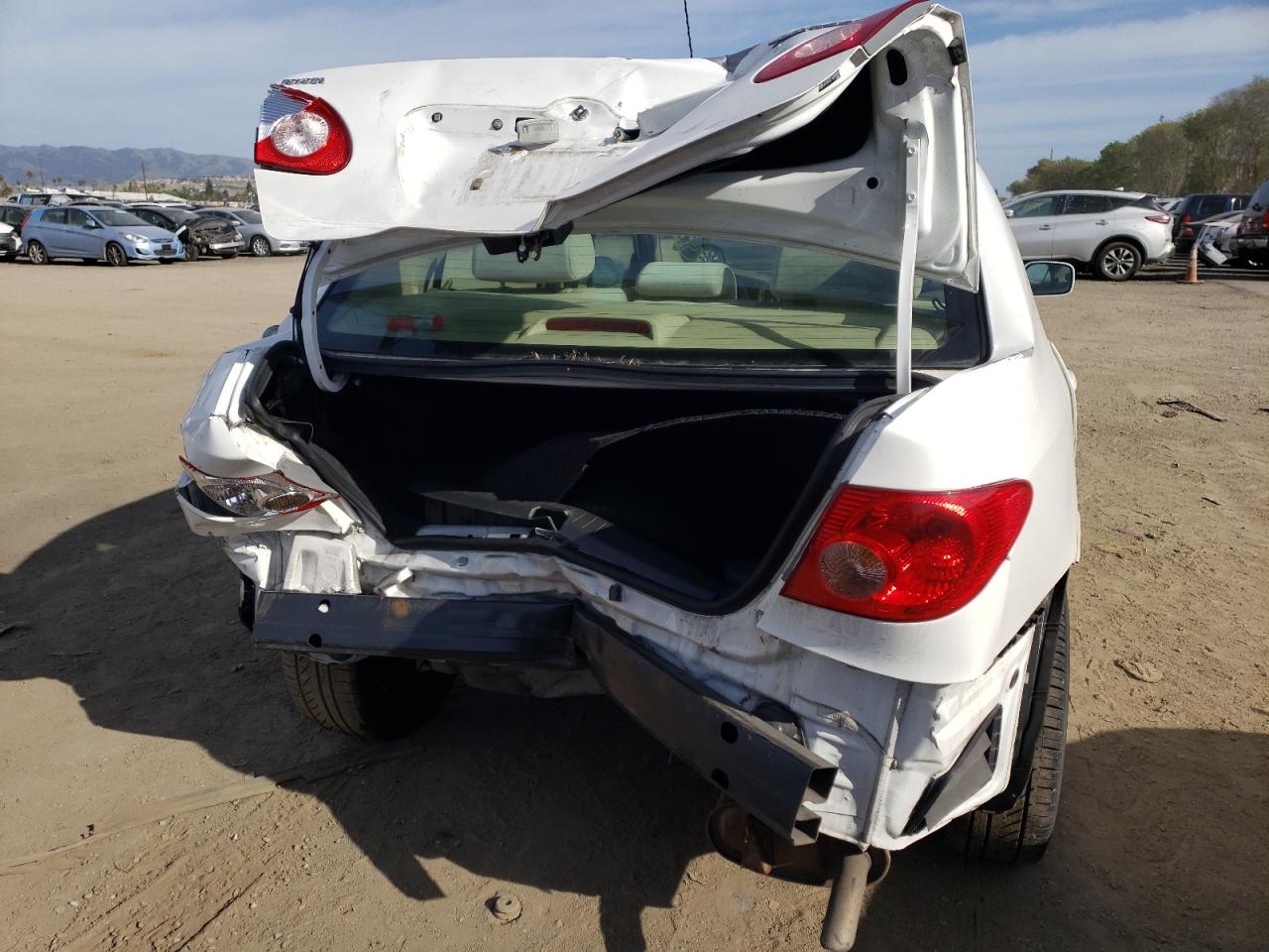 Photo 9 from auction – 2006 TOYOTA COROLLA CE with VIN JTDBR32E160094245