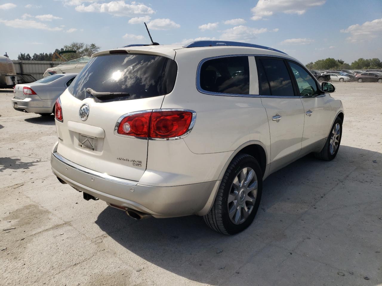 Photo 4 from auction – 2010 BUICK ENCLAVE CX with VIN 5GALRCED3AJ125474