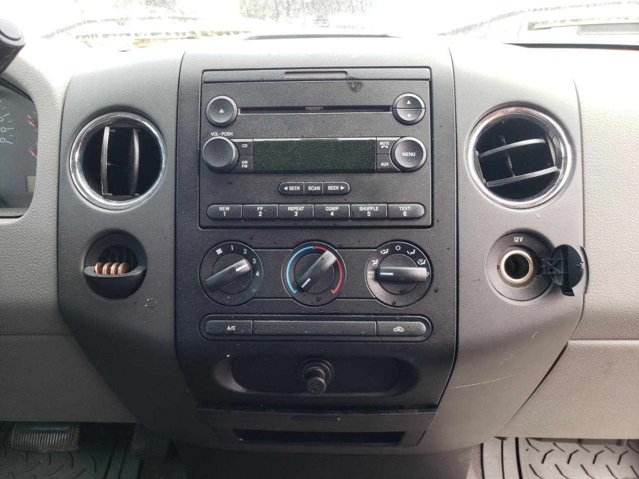 Photo 9 from auction – 2005 FORD F150 with VIN 1FTPX12545NB18779