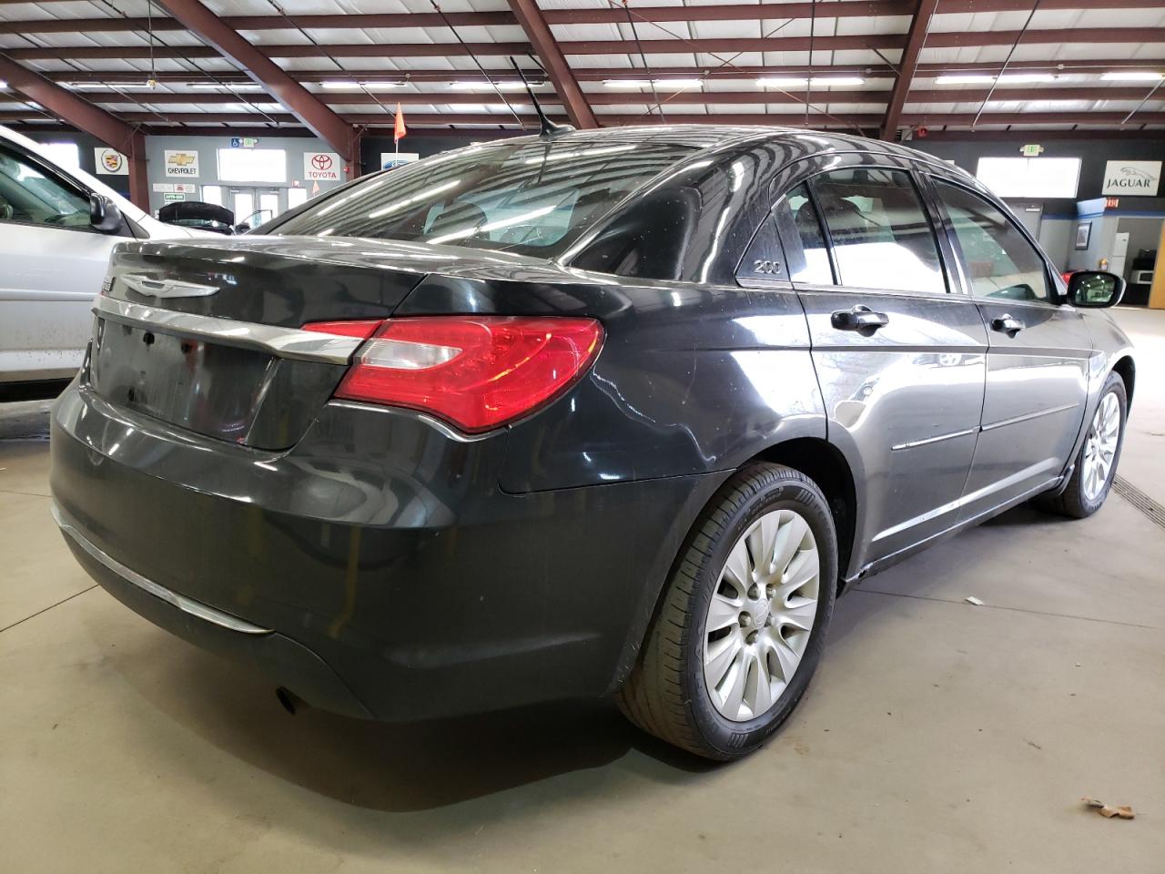 Photo 4 from auction – 2011 CHRYSLER 200 LX with VIN 1C3BC4FB6BN566688