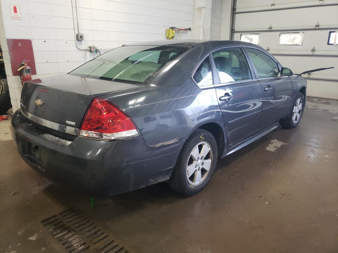 Photo 4 from auction – 2011 CHEVROLET IMPALA LT with VIN 2G1WG5EK5B1116453