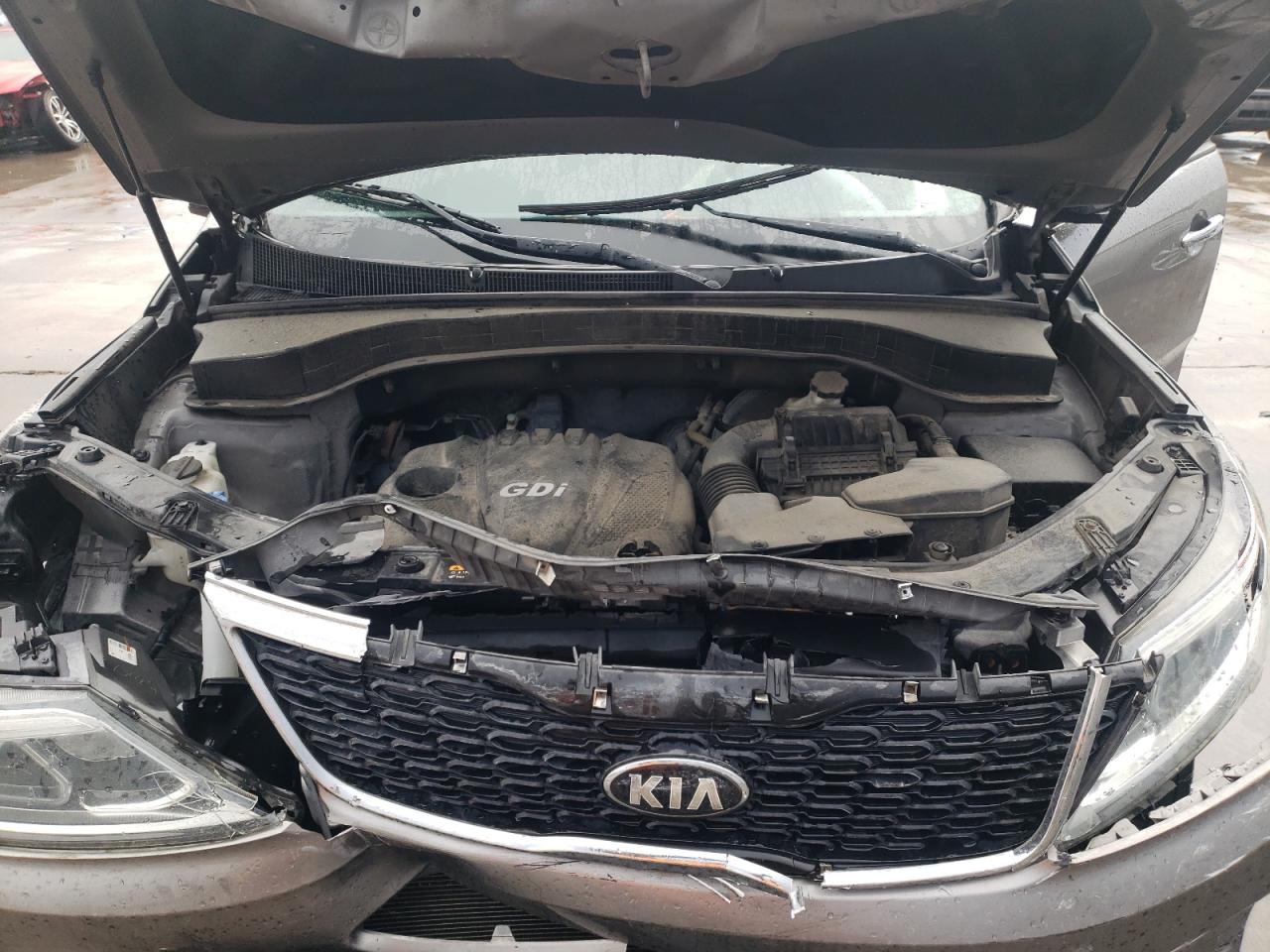 Photo 7 from auction – 2015 KIA SORENTO LX with VIN 5XYKT4A67FG615433