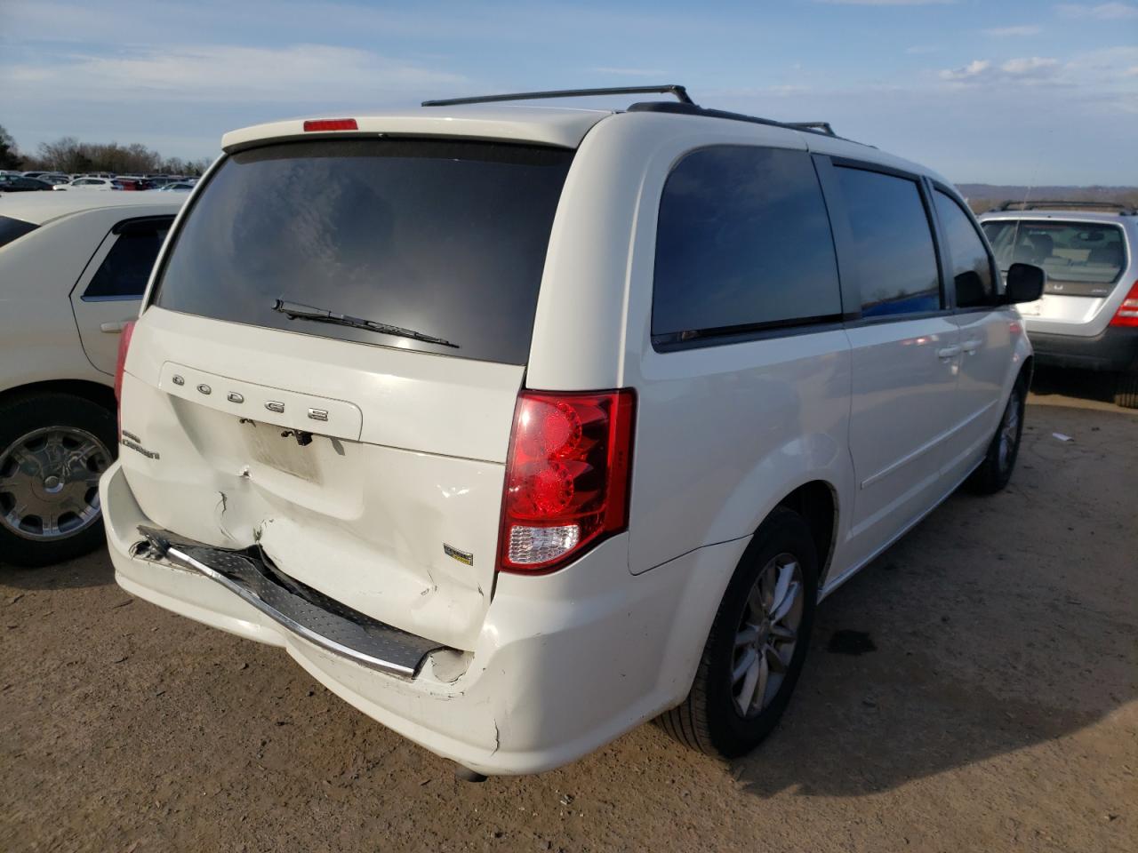 Foto 4 de la subasta – 2013 DODGE GRAND CARA con VIN 2C4RDGCG0DR759286