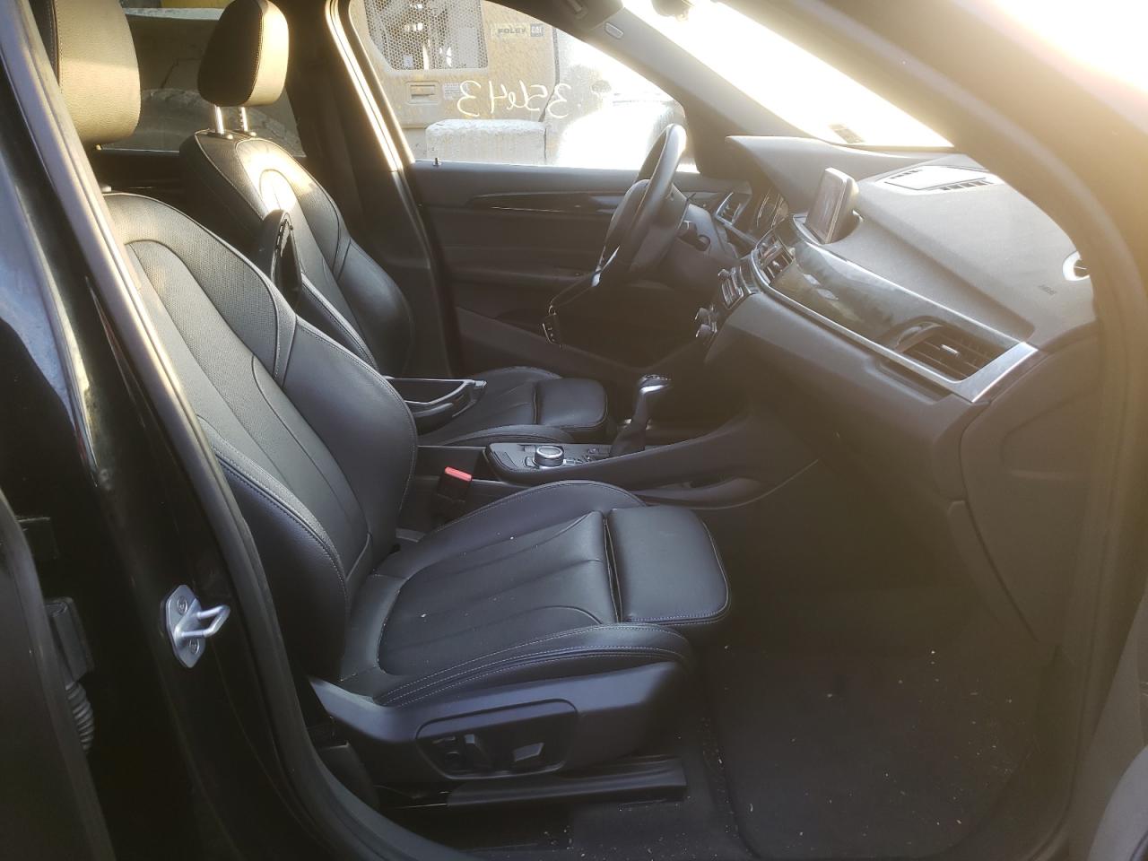 Photo 5 from auction – 2018 BMW X1 XDRIVE2 with VIN WBXHT3C3XJ5L30138