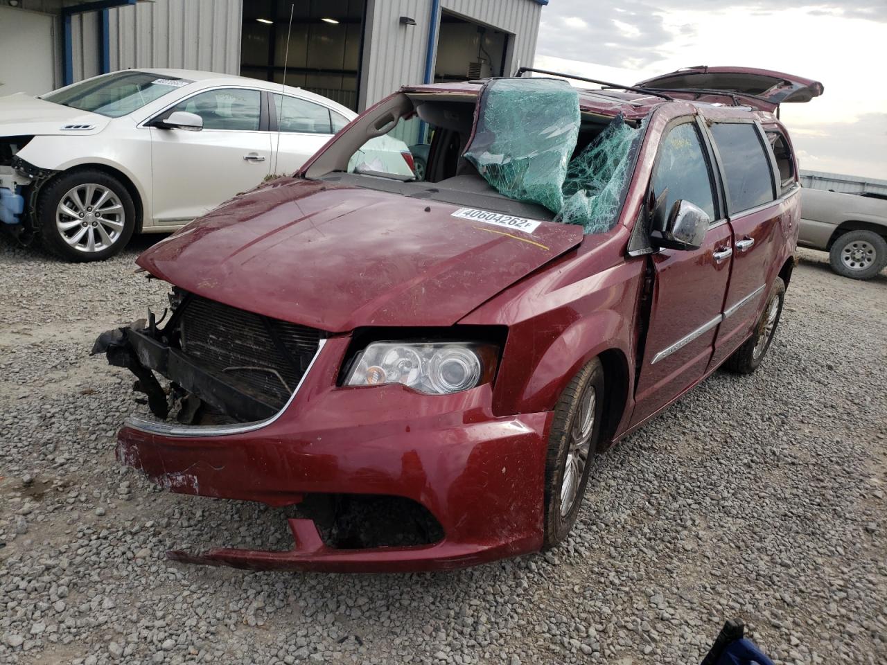 Photo 2 from auction – 2012 CHRYSLER TOWN & COU with VIN 2C4RC1GG0CR200779