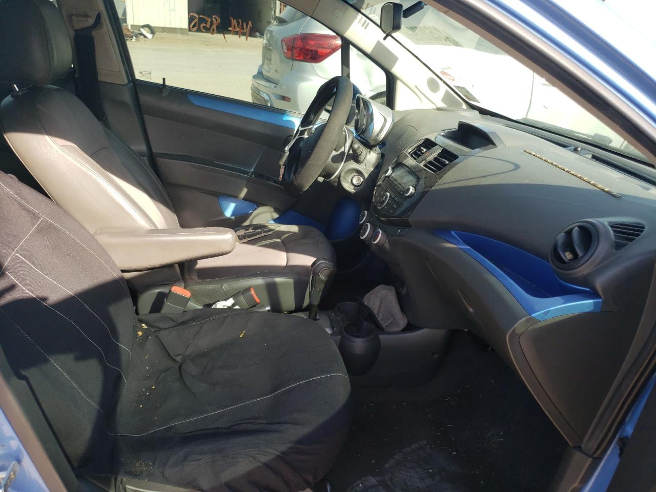 Photo 5 from auction – 2014 CHEVROLET SPARK LS with VIN KL8CB6S99EC422336