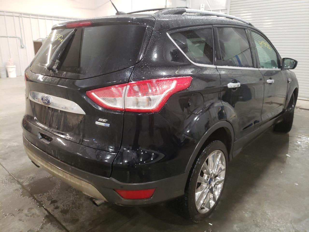 Photo 4 from auction – 2016 FORD ESCAPE SE with VIN 1FMCU9GX6GUB38357