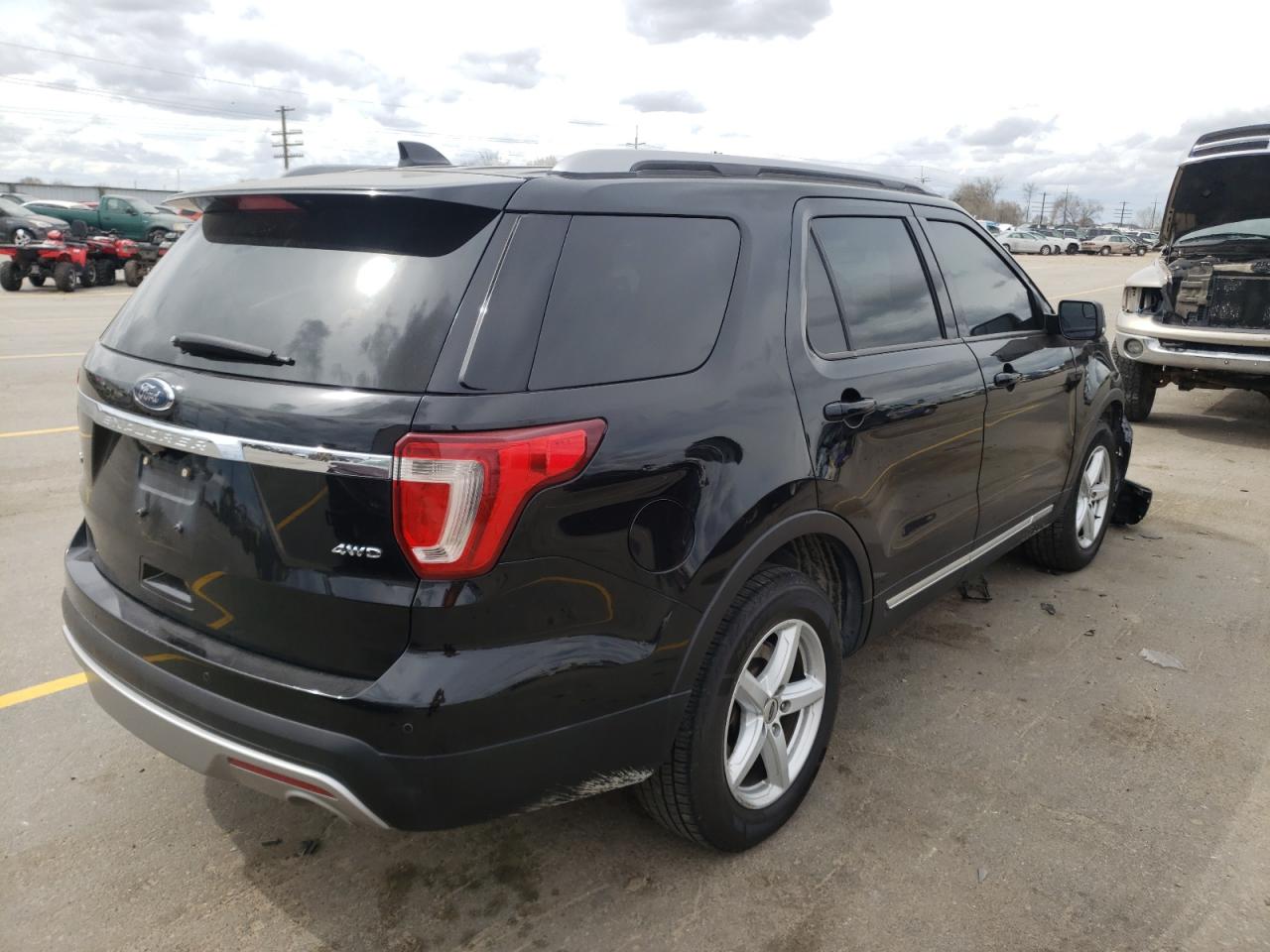 Photo 4 from auction – 2017 FORD EXPLORER X with VIN 1FM5K8D89HGE37895