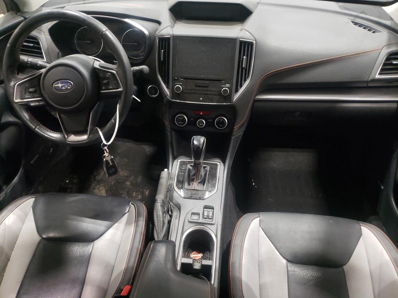 Photo 9 from auction – 2019 SUBARU CROSSTREK with VIN JF2GTANC5KH203583