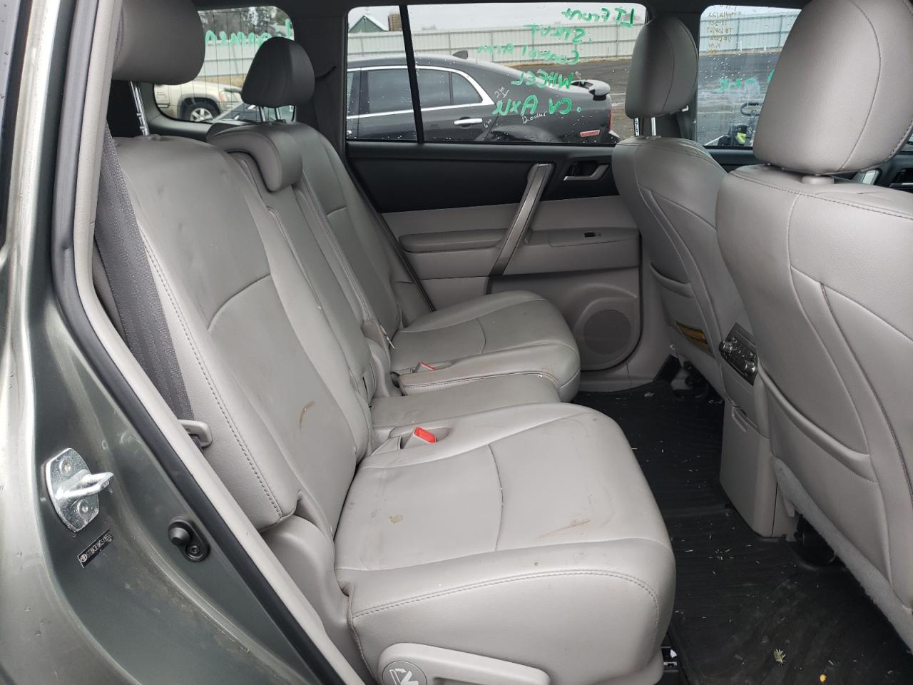 Photo 6 from auction – 2012 TOYOTA HIGHLANDER with VIN 5TDBK3EH8CS116552