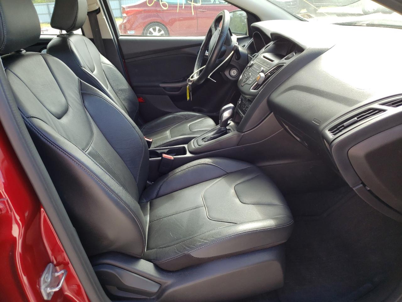 Photo 5 from auction – 2016 FORD FOCUS SE with VIN 1FADP3F27GL401955