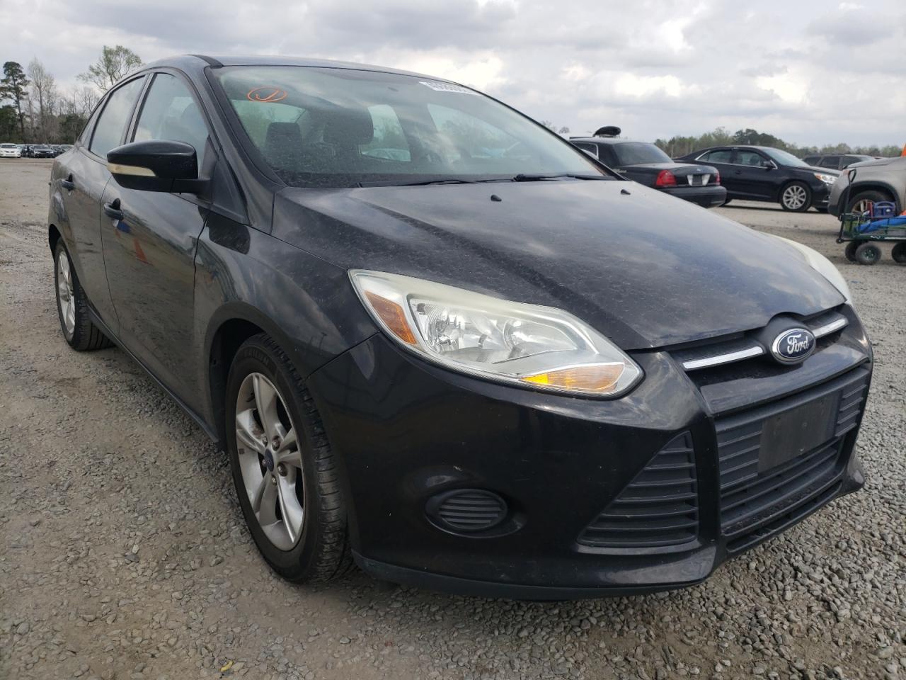 FORD FOCUS SE 2014 with VIN 1FADP3F23EL277552 - Photo from auction