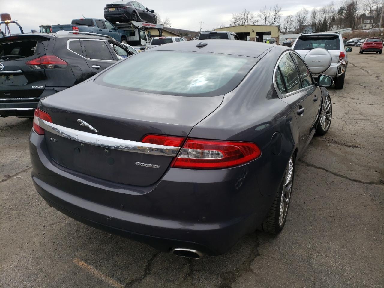 Photo 4 from auction – 2009 JAGUAR XF SUPERCH with VIN SAJWA07C991R43780