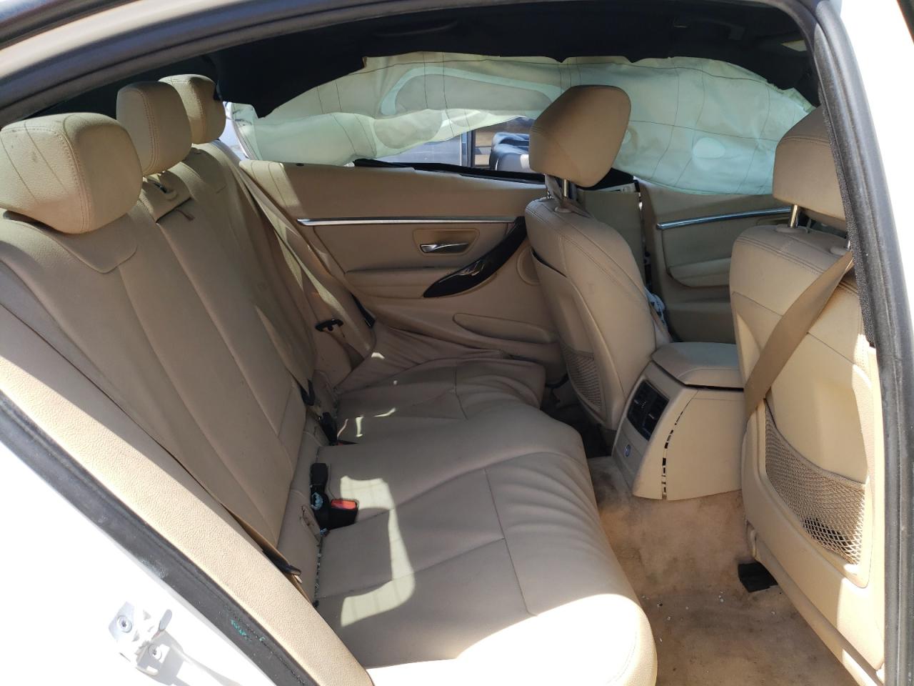 Photo 6 from auction – 2016 BMW 328 I SULE with VIN WBA8E9C55GK645822