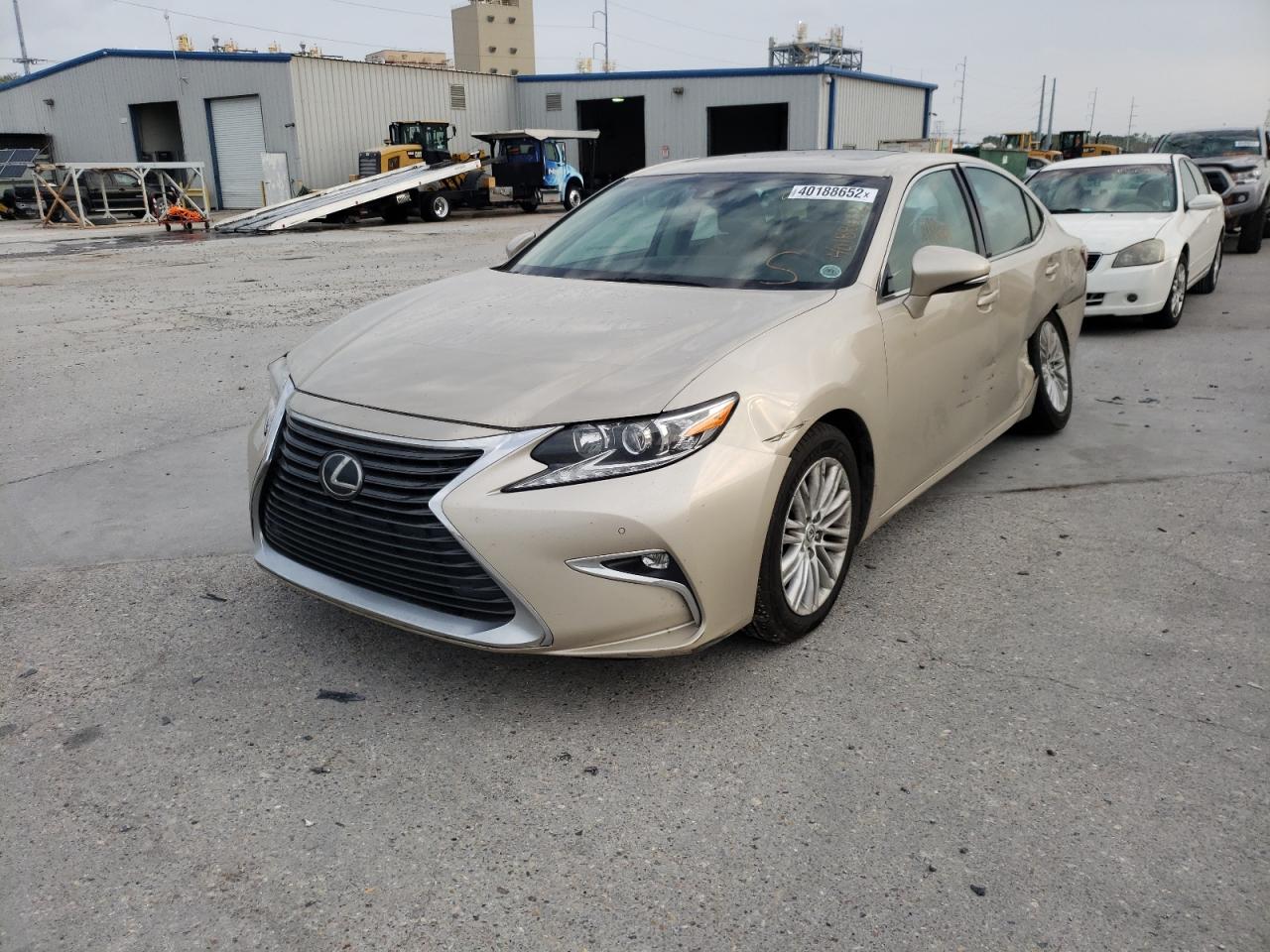 Photo 2 from auction – 2016 LEXUS ES 350 with VIN 58ABK1GG1GU011883