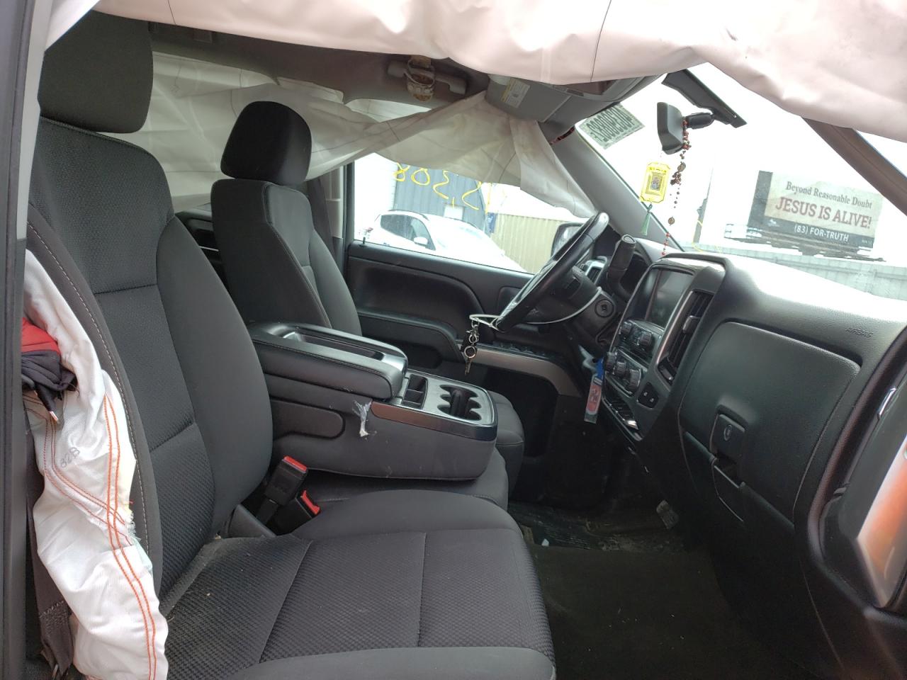 Photo 5 from auction – 2016 CHEVROLET SILVERADO with VIN 3GCUKREC1GG152698