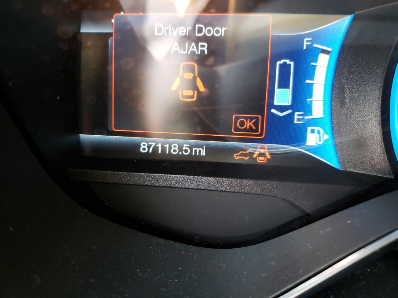 Zdjęcie 8 z aukcji – 2014 FORD C-MAX PREM z VIN 1FADP5CU7EL515131