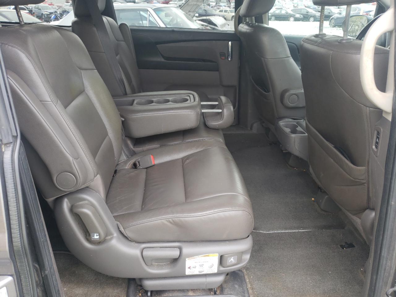 Photo 6 from auction – 2015 HONDA ODYSSEY EX with VIN 5FNRL5H65FB081270