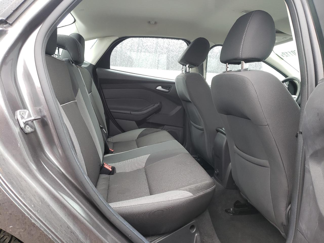 Photo 6 from auction – 2014 FORD FOCUS SE with VIN 1FADP3F2XEL339545