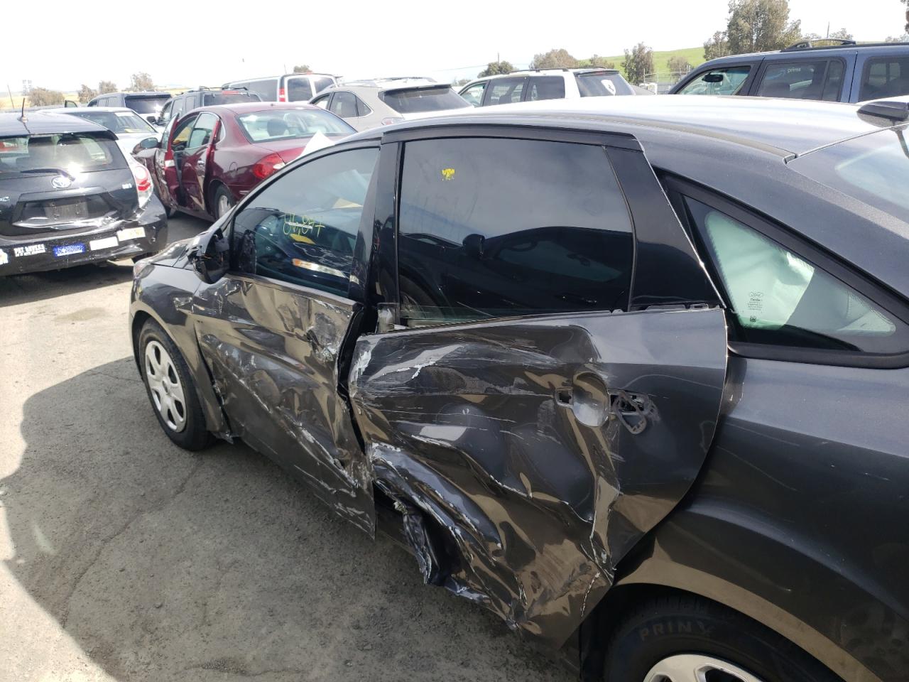 Photo 9 from auction – 2015 FORD FOCUS S with VIN 1FADP3E25FL375730