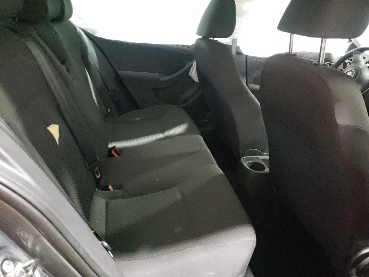 Photo 6 from auction – 2012 VOLKSWAGEN JETTA BASE with VIN 3VW2K7AJ8CM470875