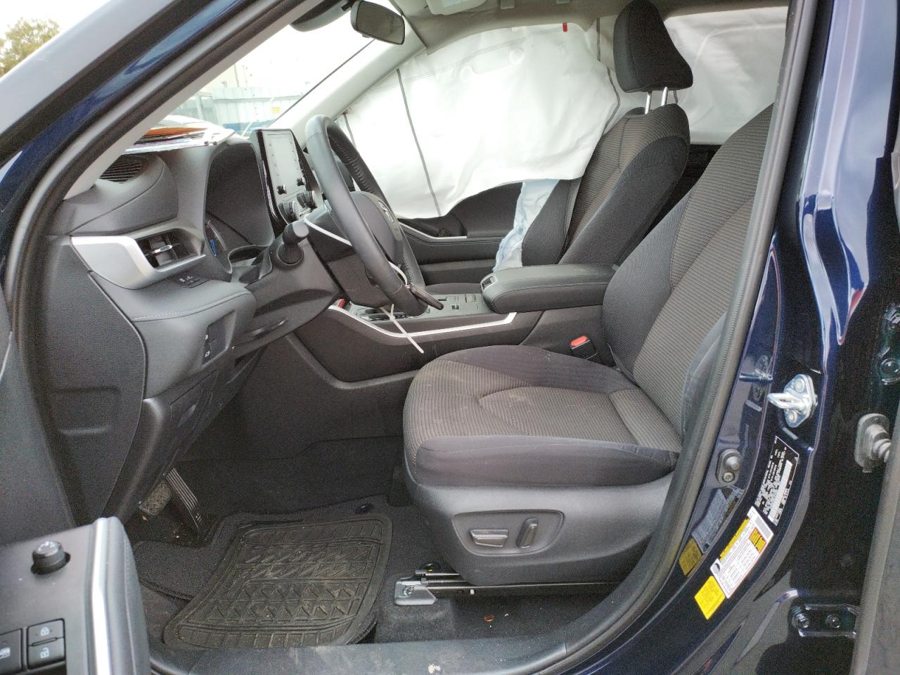 Photo 5 from auction – 2020 TOYOTA HIGHLANDER with VIN 5TDBBRCH9LS514200