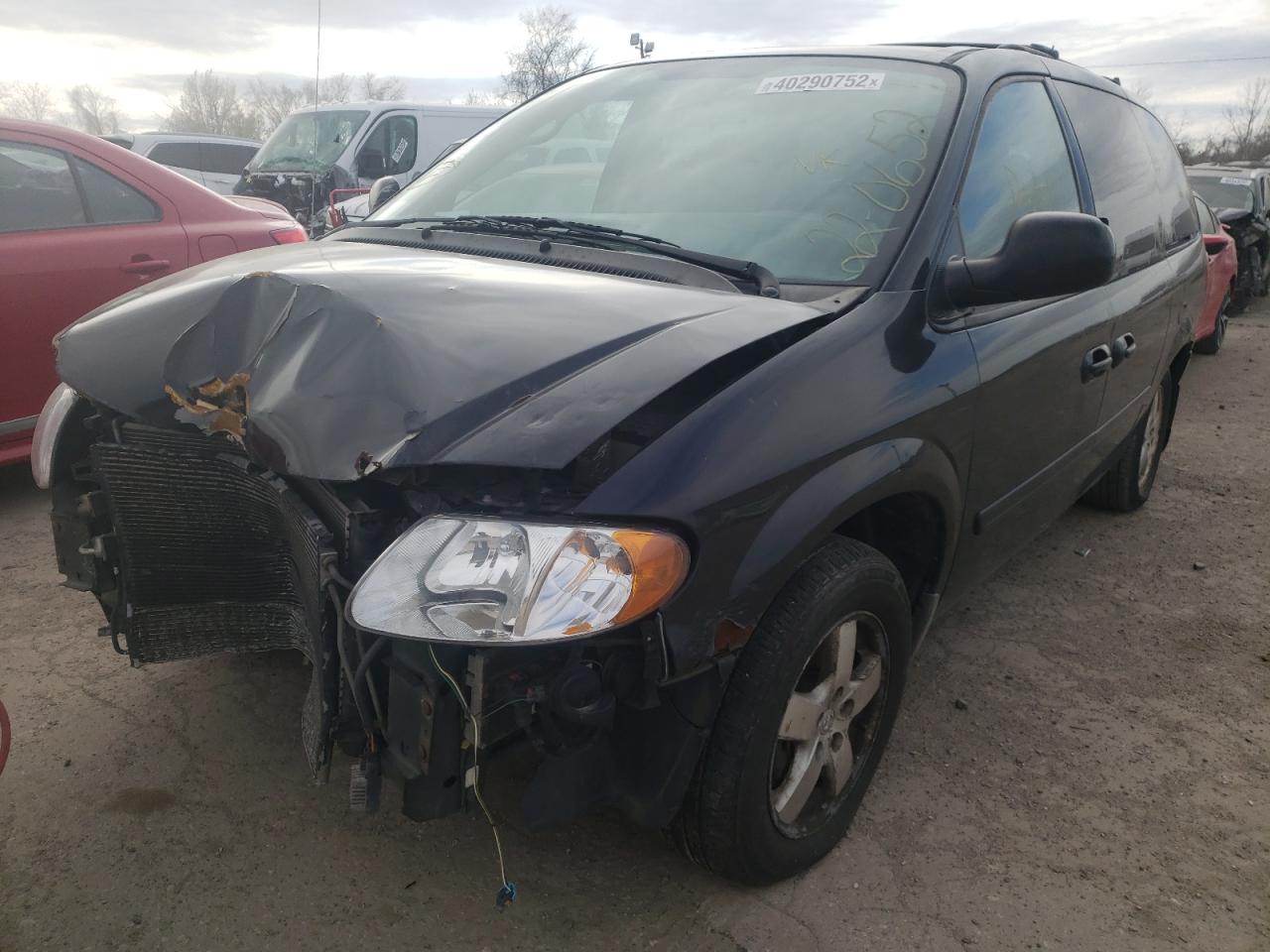 Photo 2 from auction – 2007 DODGE GRAND CARA with VIN 2D4GP44L47R304005