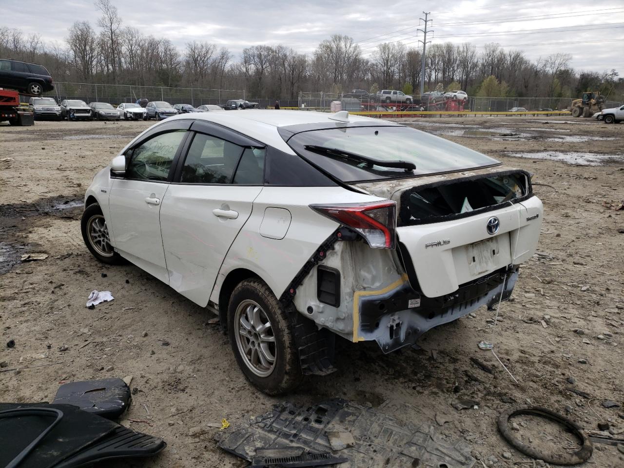 Photo 3 from auction – 2016 TOYOTA PRIUS with VIN JTDKARFU4G3501082