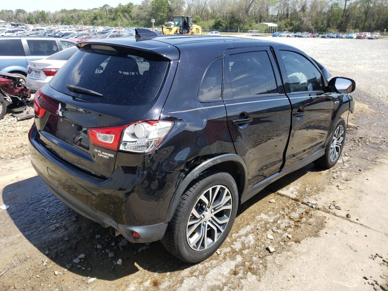 Photo 4 from auction – 2017 MITSUBISHI OUTLANDER with VIN JA4AP3AU9HZ002284