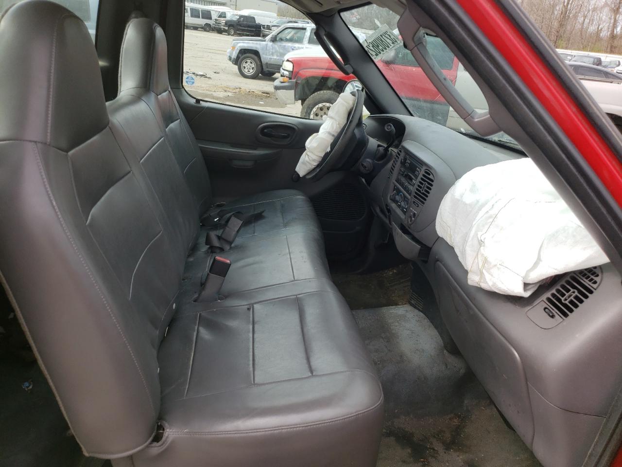 Photo 5 from auction – 2004 FORD F150 2WD with VIN 2FTRF17294CA85440