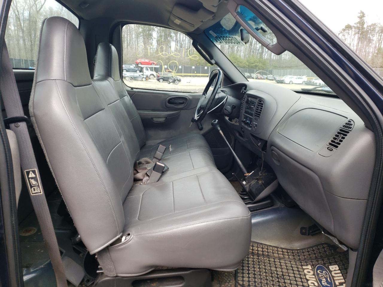 Photo 5 from auction – 2002 FORD F150 with VIN 1FTRF17222NB52046