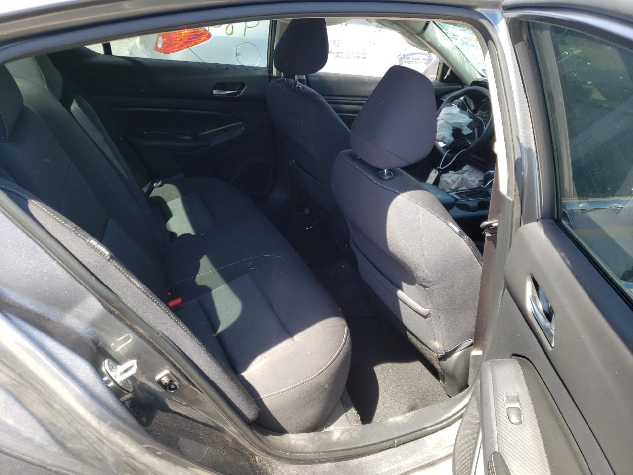 Photo 6 from auction – 2019 NISSAN ALTIMA S with VIN 1N4BL4BV3KC148781