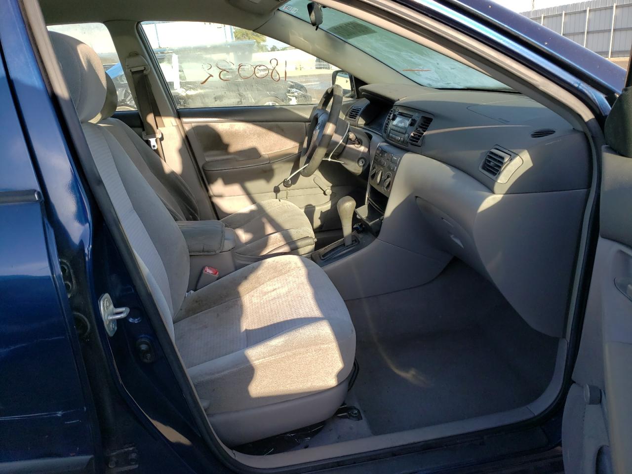 Photo 5 from auction – 2008 TOYOTA COROLLA CE with VIN 1NXBR32E88Z011885
