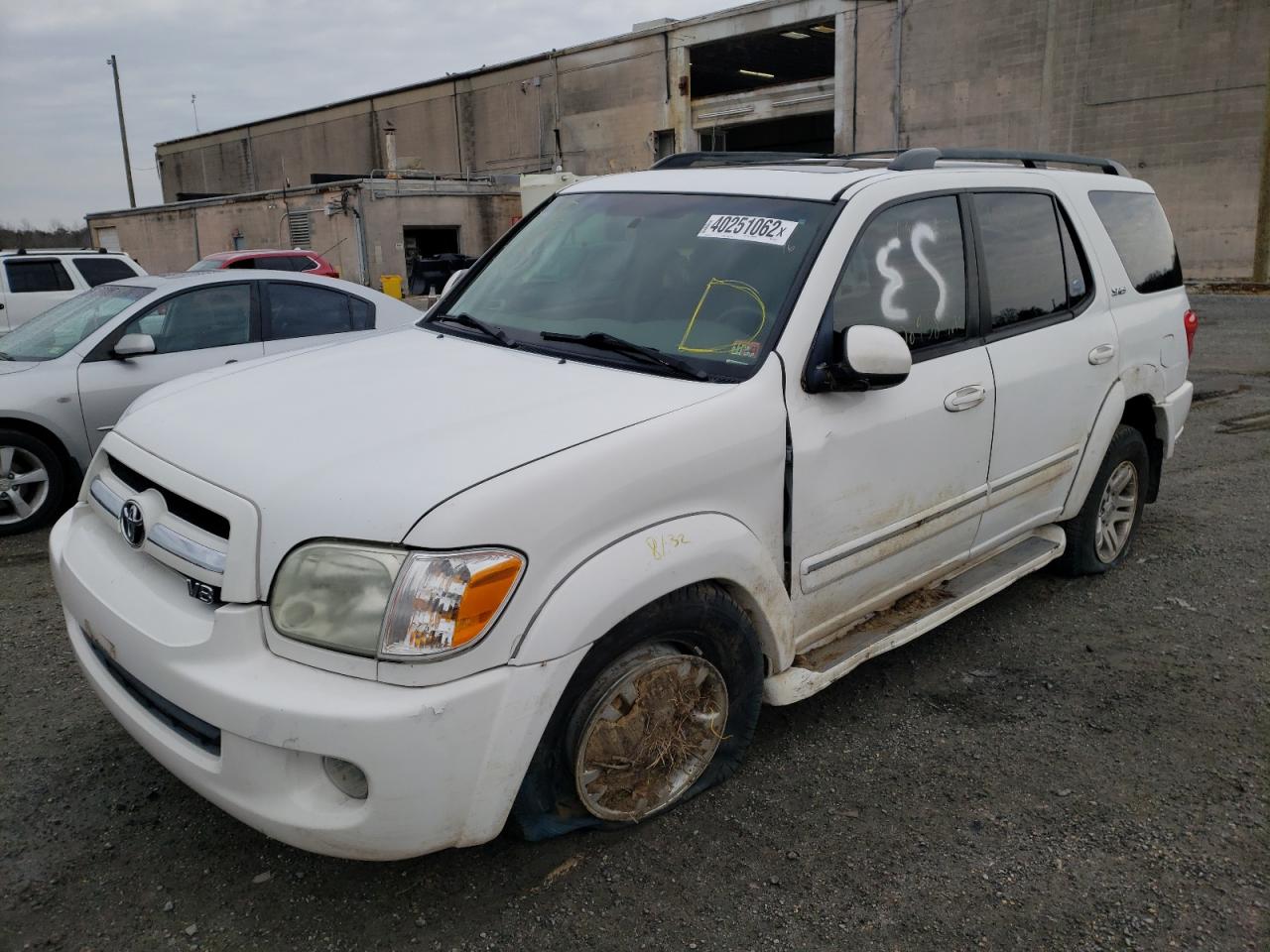Photo 2 from auction – 2005 TOYOTA SEQUOIA SR with VIN 5TDBT44A95S236421