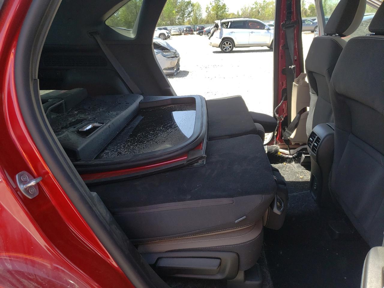 Photo 6 from auction – 2020 FORD ESCAPE SE with VIN 1FMCU0G69LUC08415
