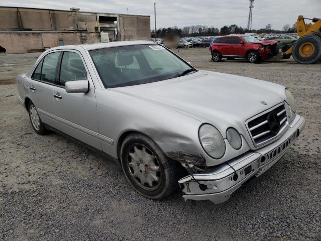 MERCEDES-BENZ E 320 1999 with VIN WDBJF65H6XA805329 - Photo from auction