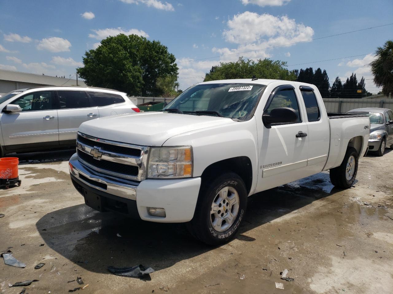 Photo 2 from auction – 2009 CHEVROLET SILVERADO with VIN 1GCEK29J79Z237438