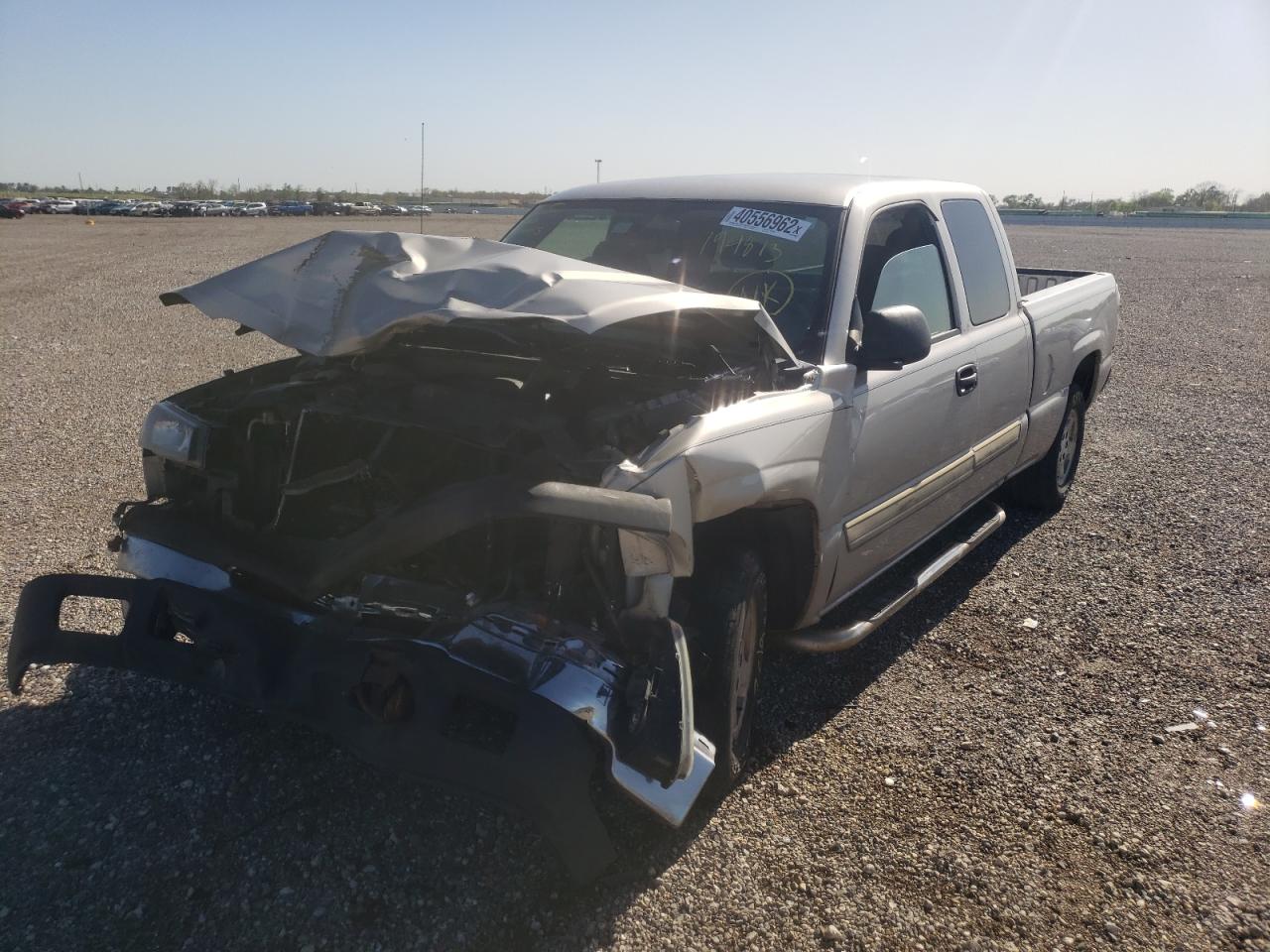 Photo 2 from auction – 2004 CHEVROLET SILVERADO with VIN 2GCEC19V541194813