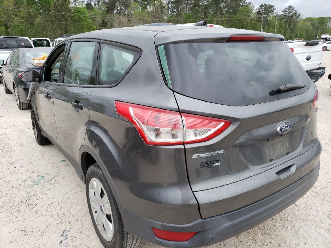 Photo 3 from auction – 2015 FORD ESCAPE S with VIN 1FMCU0F73FUB78102