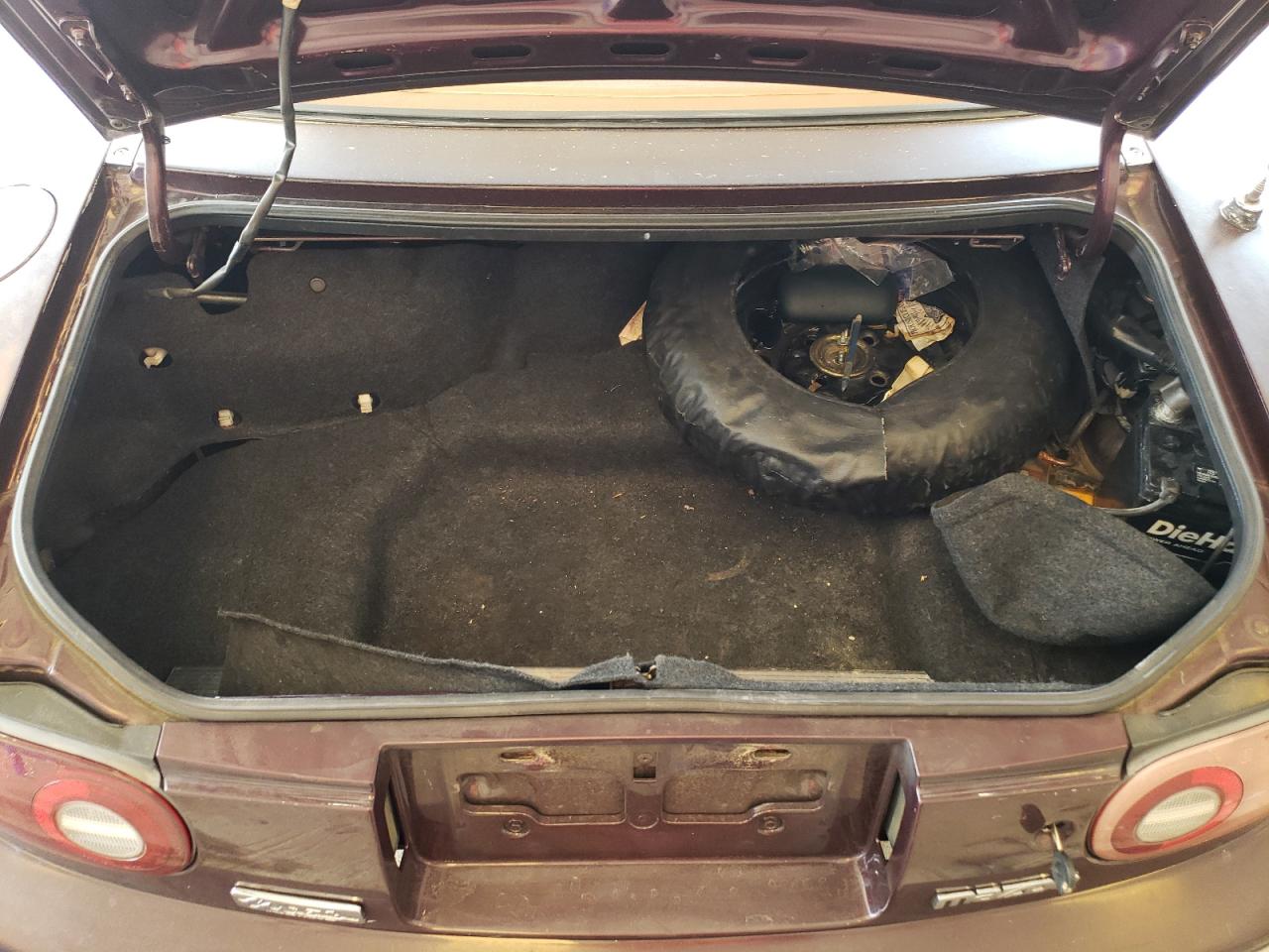 Photo 6 from auction – 1995 MAZDA MX-5 MIATA with VIN JM1NA3539S0613678