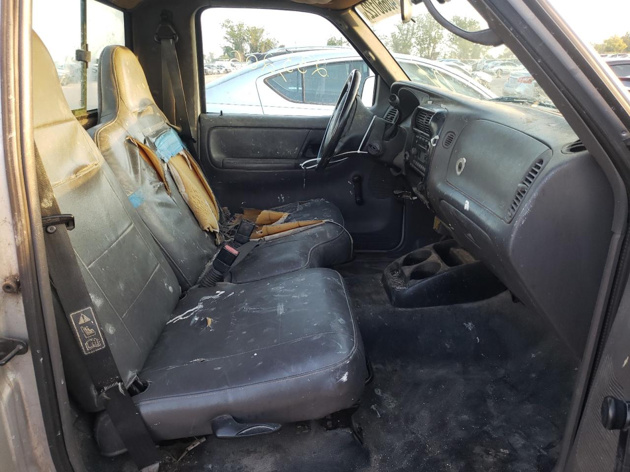 Photo 5 from auction – 2003 FORD RANGER with VIN 1FTYR10D23PA96419