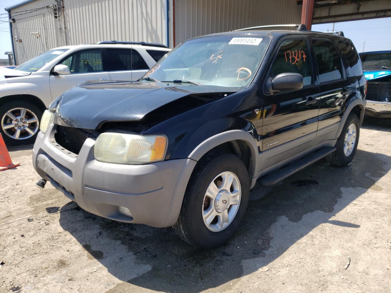 Photo 2 from auction – 2001 FORD ESCAPE XLT with VIN 1FMCU04101KB99198