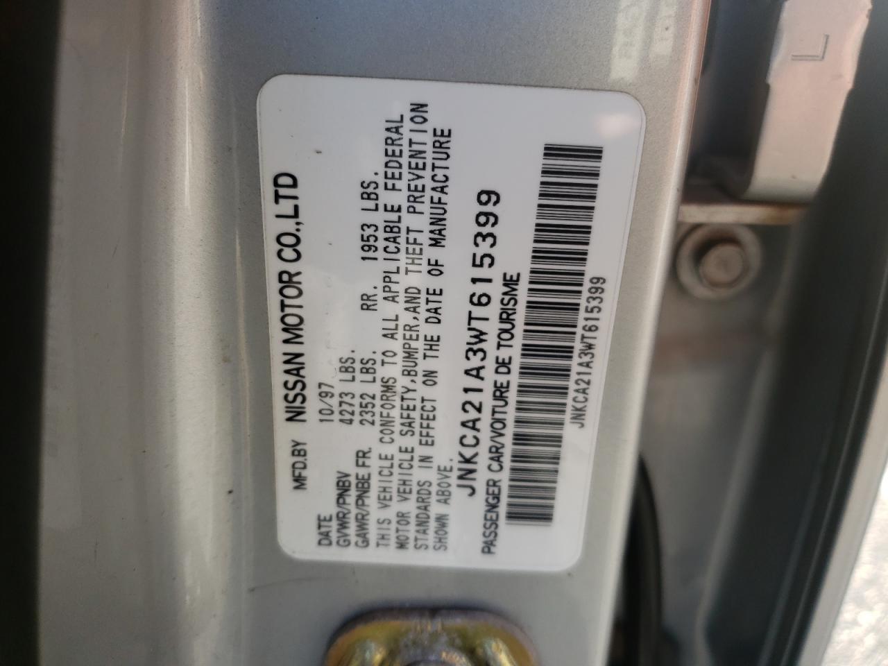 Photo 10 from auction – 1998 INFINITI I30 with VIN JNKCA21A3WT615399