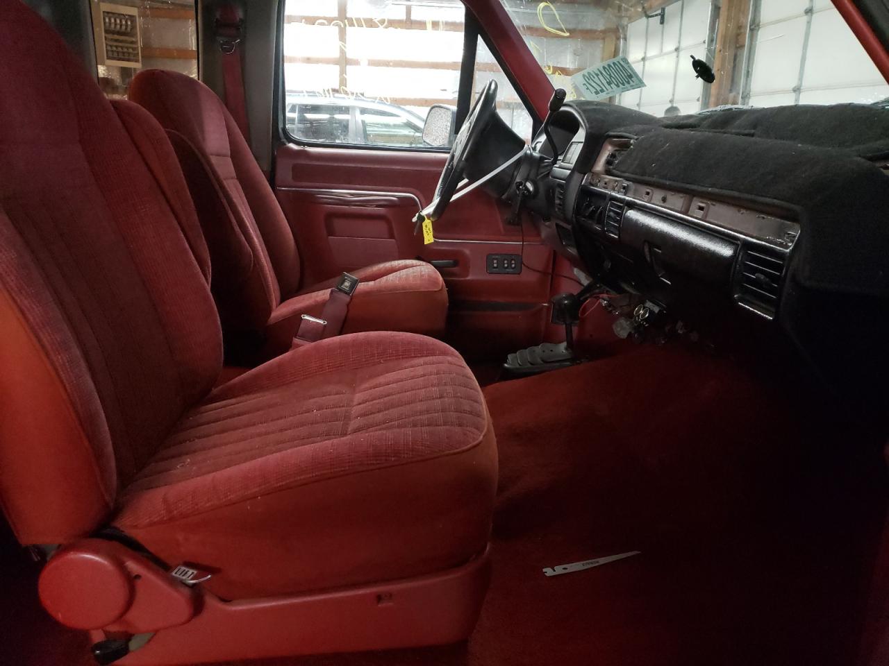 Photo 5 from auction – 1996 FORD F-250 with VIN 1FTHX26F0TEA85967