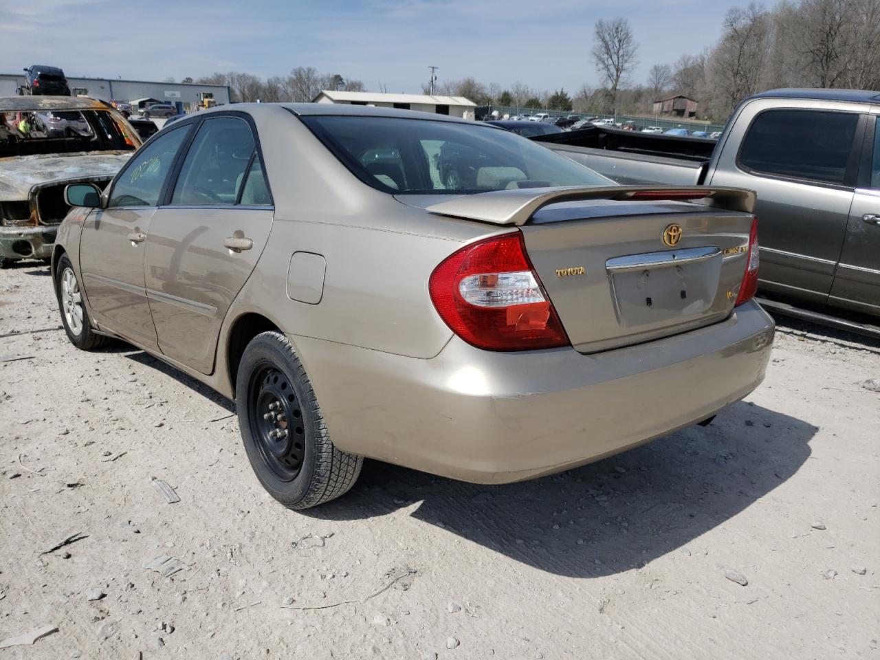 Photo 3 from auction – 2003 TOYOTA CAMRY LE with VIN 4T1BF32K73U042648