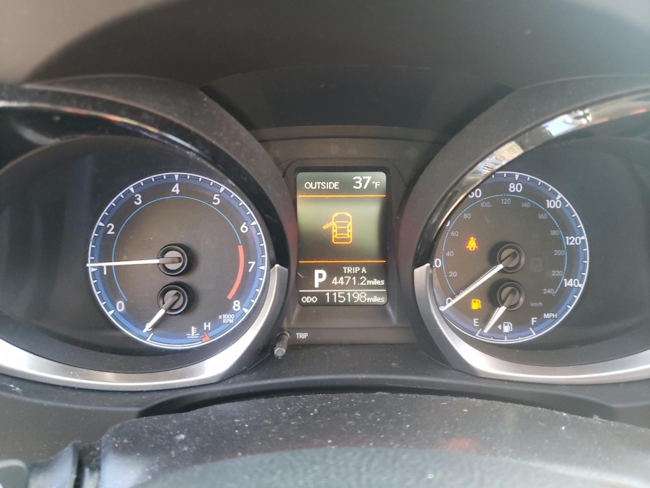 Photo 8 from auction – 2015 TOYOTA COROLLA L with VIN 2T1BURHE6FC371437