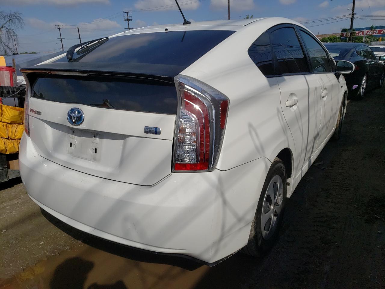 Zdjęcie 4 z aukcji – 2013 TOYOTA PRIUS z VIN JTDKN3DU4D5698940
