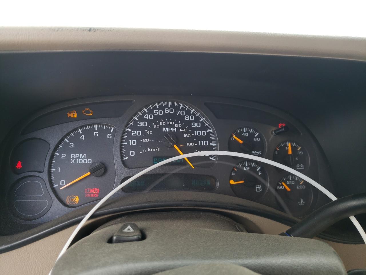 Photo 8 from auction – 2004 GMC NEW SIERRA with VIN 2GTEC19T541255897