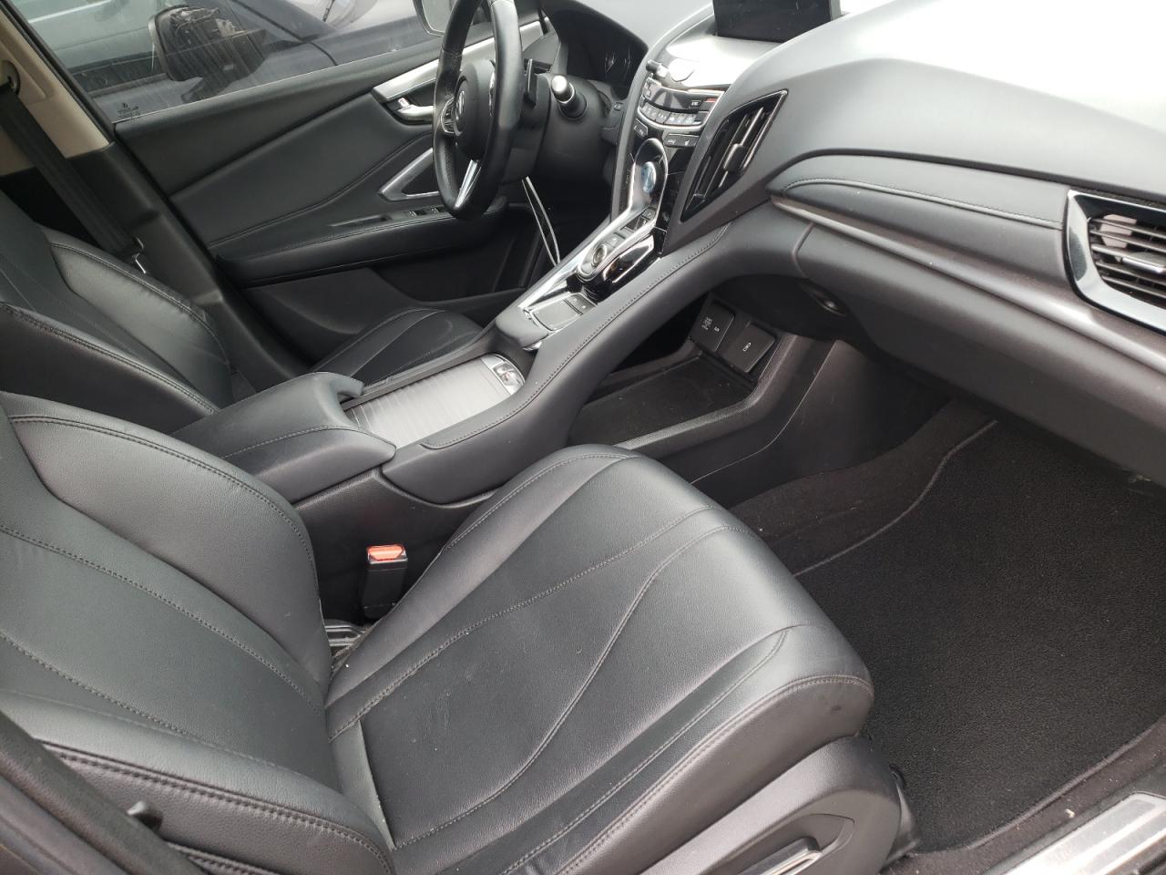 Photo 5 from auction – 2019 ACURA RDX with VIN 5J8TC2H36KL040133
